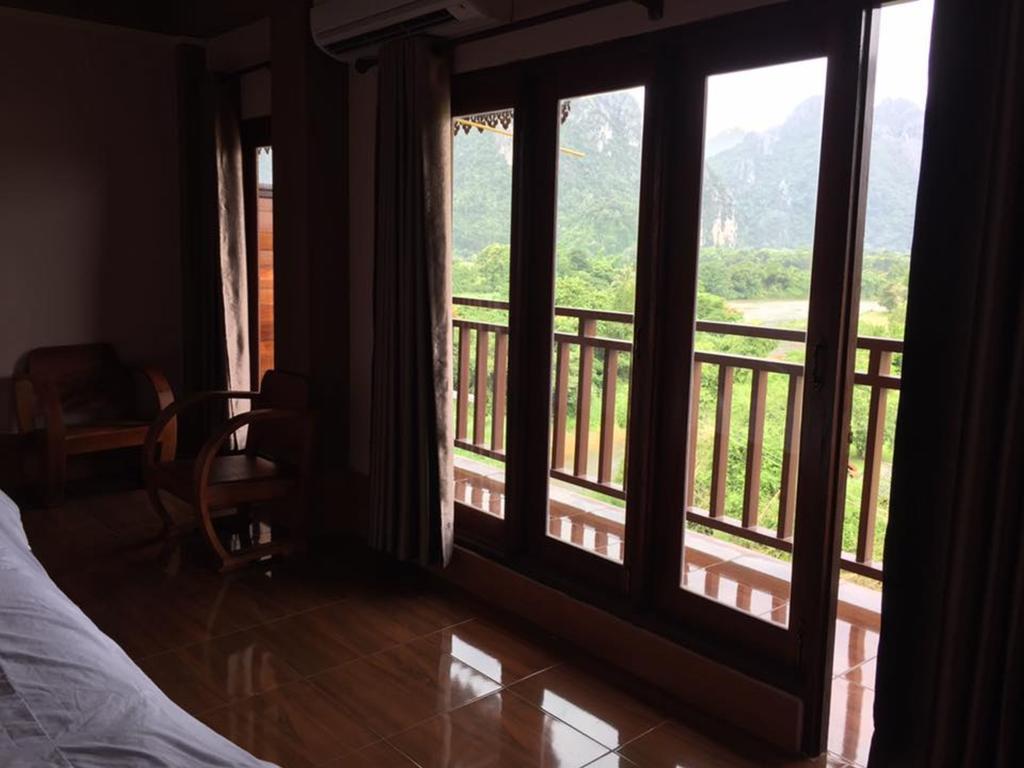 Happy River View Hotel Vang Vieng Eksteriør billede